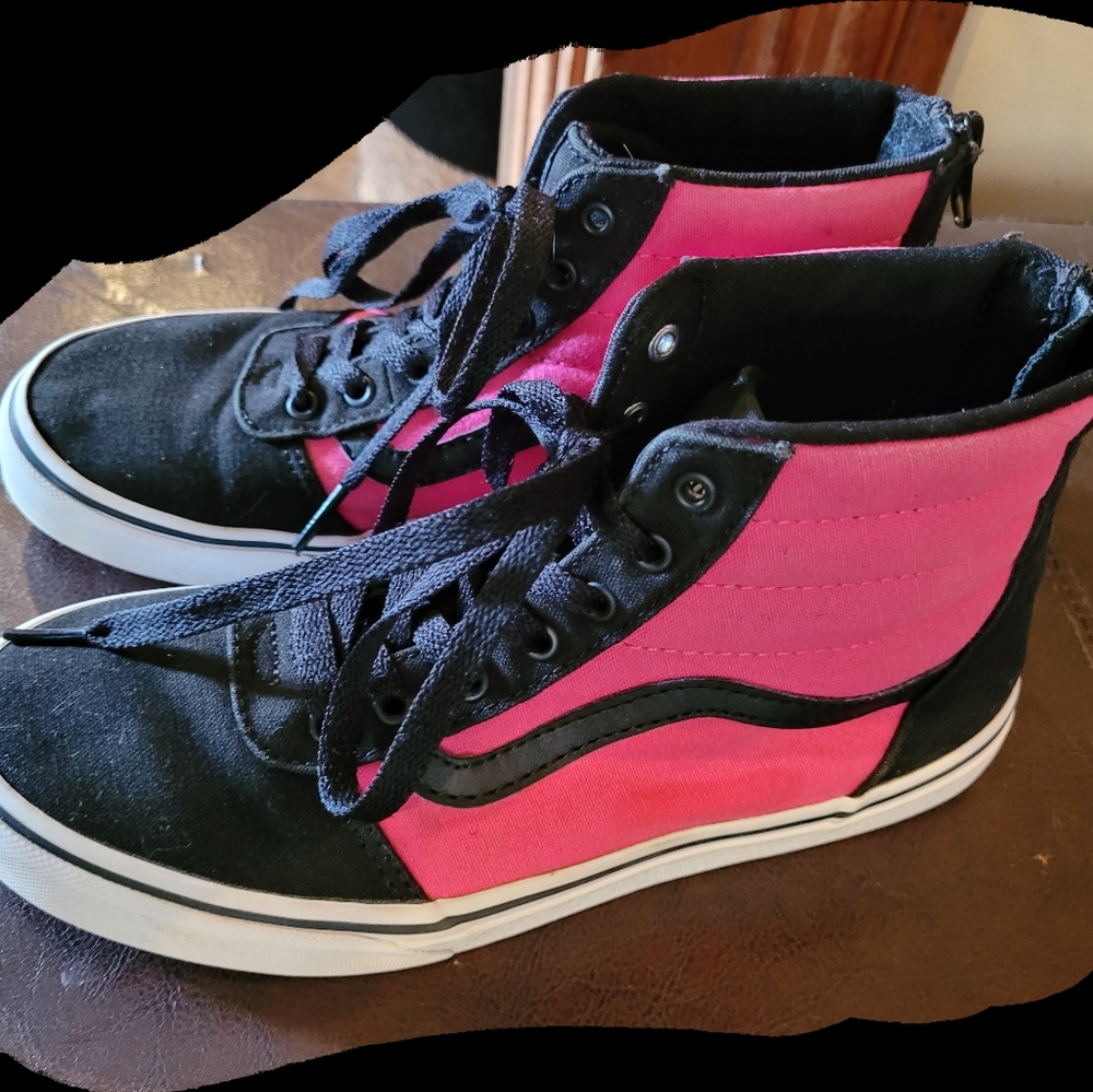 Big Girls' Black and Pink Vans